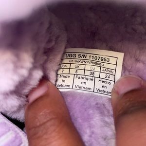 Ugg slides